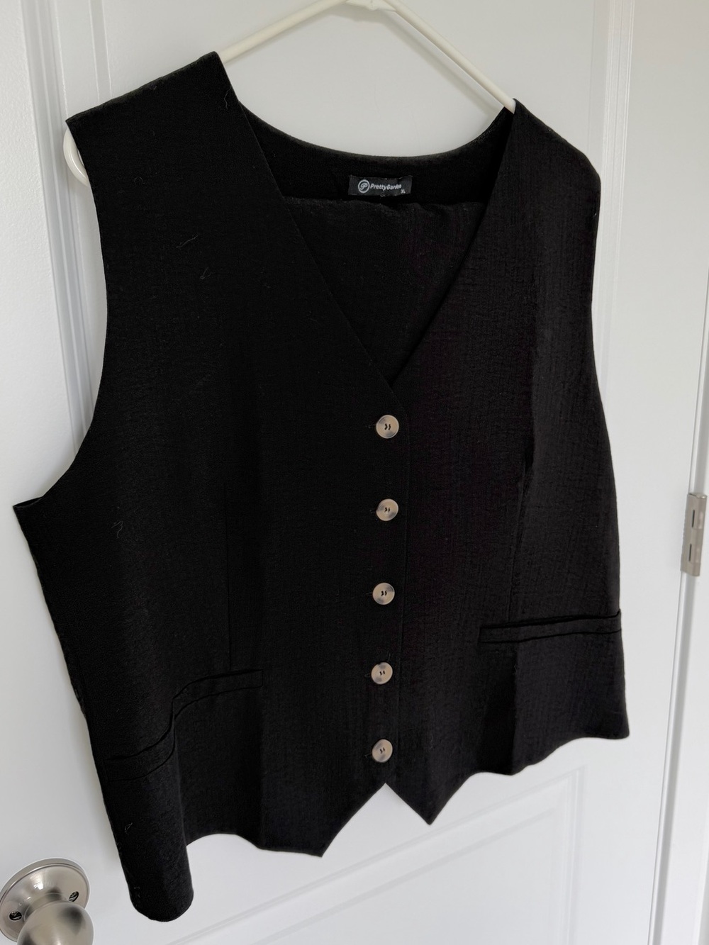 Women's Black Tailored Vest & Shorts Set - Sleek Two-Piece - Picture 5 of 10